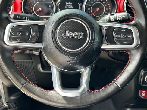 Used 2022 Jeep Wrangler Unlimited Rubicon w/ LED Lighting Group AWD/4WD image 26