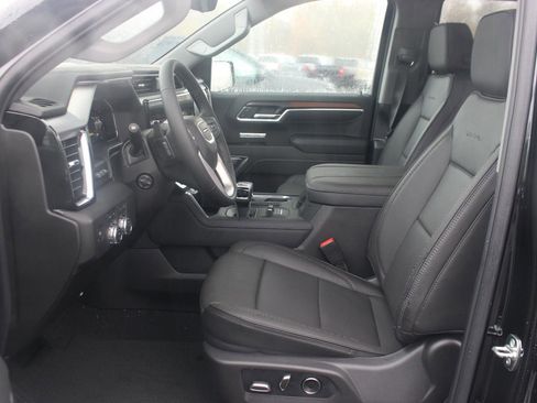 New 2026 GMC Sierra 1500 Denali w/ Denali Reserve Package image 13