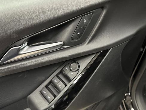 New 2026 Chevrolet Equinox LT image 27