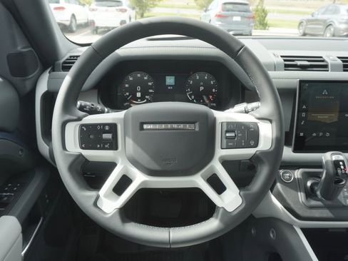 New 2025 Land Rover Defender 110 S image 10