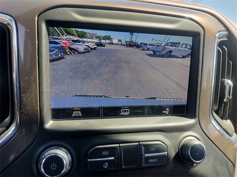 Used 2022 Chevrolet Silverado 1500 High Country image 32