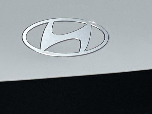 Used 2025 Hyundai Ioniq 5 SEL RWD image 11