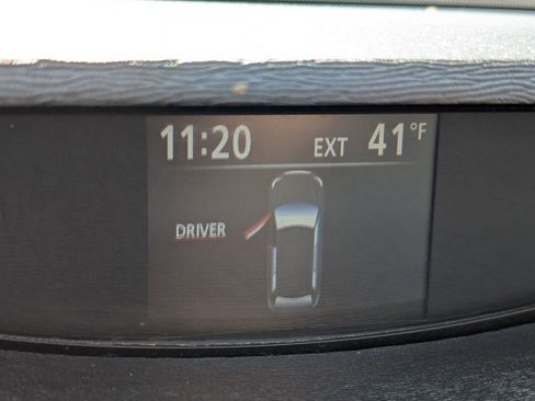 Used 2013 Toyota Venza XLE image 25