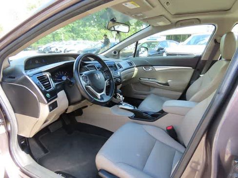 Used 2013 Honda Civic EX-L image 2