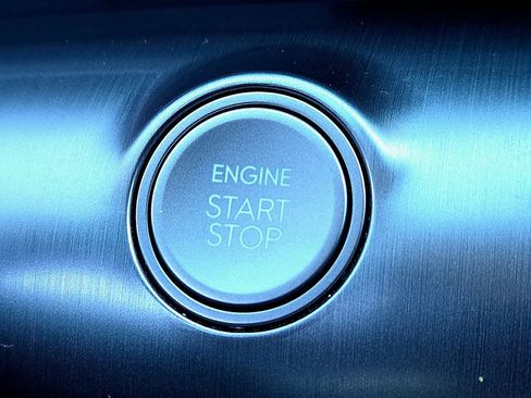 Certified 2025 Hyundai Kona SEL image 20