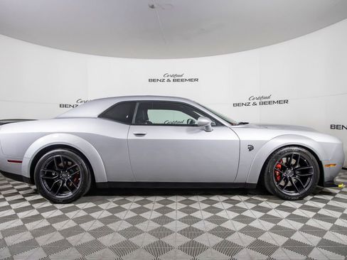 Used 2019 Dodge Challenger SRT Hellcat image 5