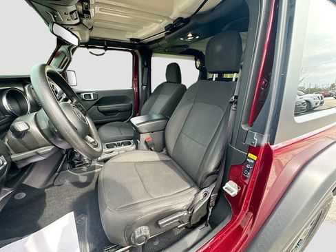 Used 2022 Jeep Wrangler Sport AWD/4WD image 21