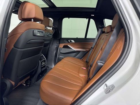 Used 2023 BMW X5 M50i w/ Executive Package image 33