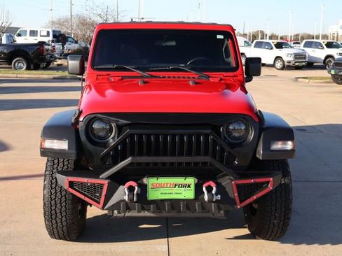 Used 2019 Jeep Wrangler Unlimited Sport S image 2