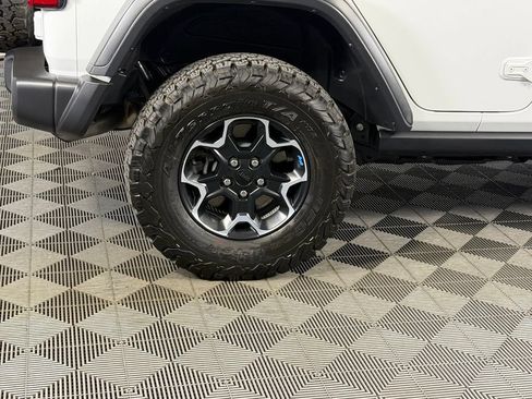 Used 2023 Jeep Wrangler Unlimited Rubicon 4xe AWD/4WD image 10