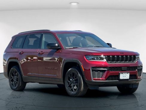 New 2026 Jeep Grand Cherokee L 4WD image 5