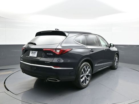 Certified 2023 Acura MDX SH-AWD w/ Technology Package image 6