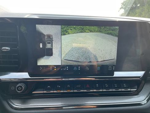Certified 2022 Chevrolet Silverado 1500 ZR2 w/ Technology Package AWD/4WD image 33