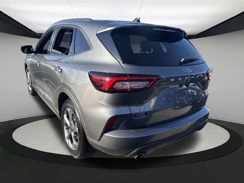 Used 2023 Ford Escape ST-Line image 9