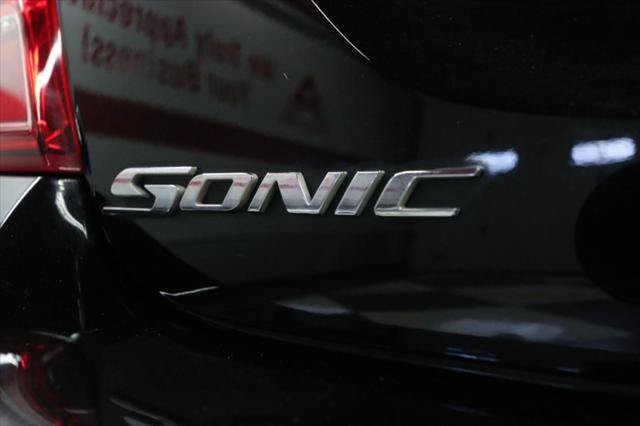 Used 2020 Chevrolet Sonic LT w/ RS Package FWD image 28