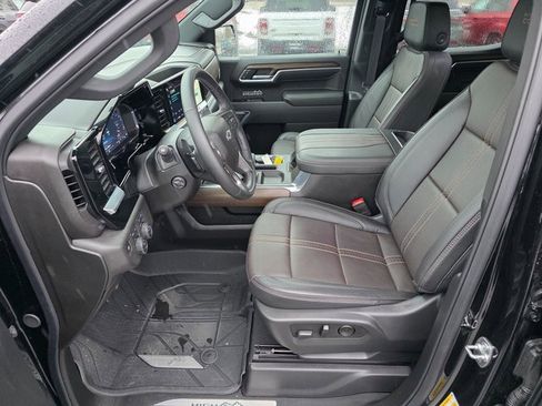Used 2025 Chevrolet Silverado 1500 High Country w/ Midnight Edition image 15