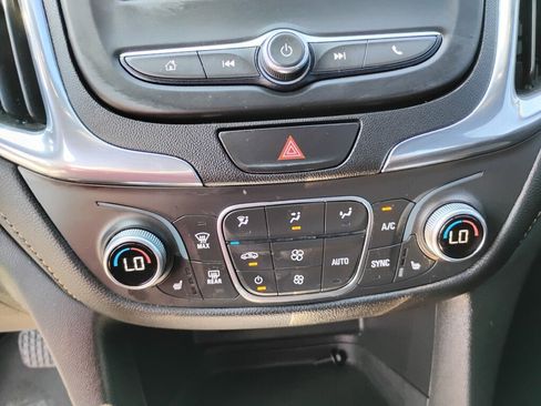 Used 2019 Chevrolet Equinox LT AWD/4WD image 20