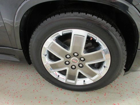 Used 2011 GMC Acadia Denali AWD/4WD image 30