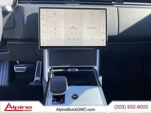 Used 2025 Land Rover Range Rover SE AWD/4WD image 11
