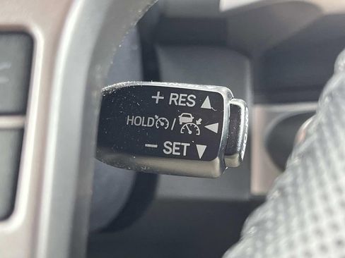 Used 2023 Toyota Tacoma SR5 w/ Technology Package image 29