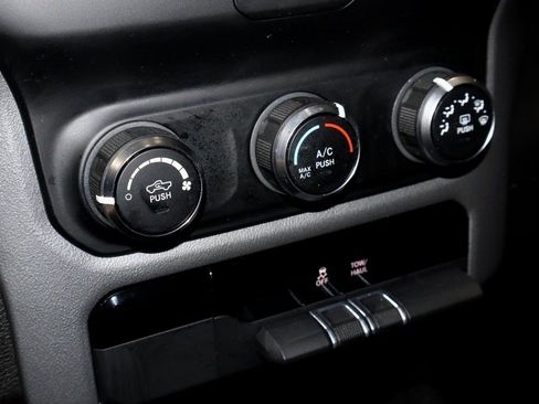 Used 2022 RAM 1500 Big Horn image 31