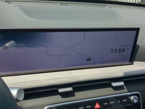 Certified 2026 Genesis GV80 3.5T Prestige AWD/4WD image 19