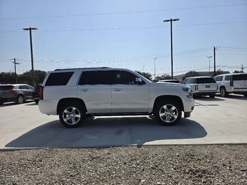 Used 2017 Chevrolet Tahoe Premier AWD/4WD image 4