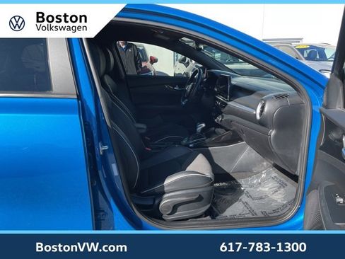 Used 2023 Kia Forte GT-Line w/ GT-Line Technology Package image 13