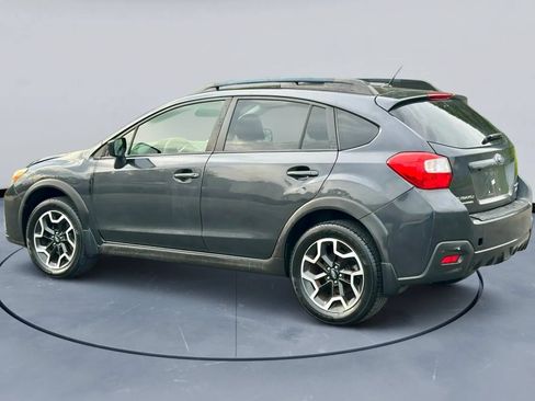 Used 2016 Subaru Crosstrek 2.0i Premium w/ Moonroof Package AWD/4WD image 4