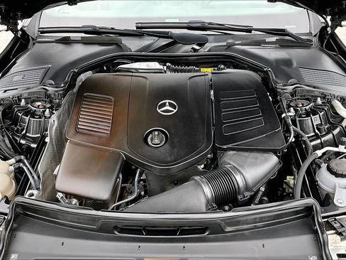 Used 2022 Mercedes-Benz C 300 Sedan w/ Exclusive Trim Package image 32