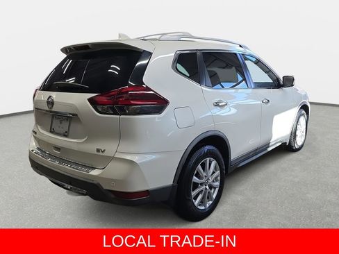 Used 2020 Nissan Rogue SV image 5