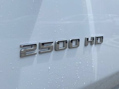 Used 2025 Chevrolet Silverado 2500 LT w/ Convenience Package AWD/4WD image 12