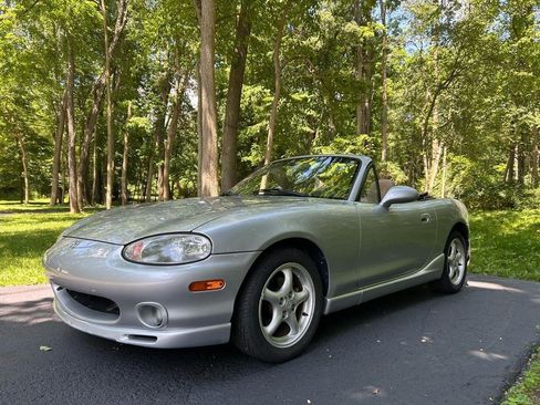 Used 2000 MAZDA MX-5 Miata image 15