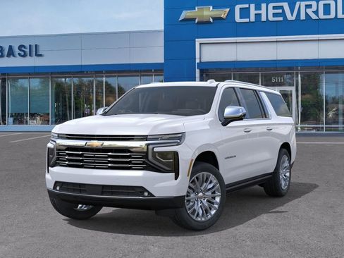 New 2026 Chevrolet Suburban Premier AWD/4WD image 6