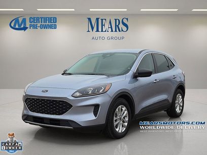 Used 2022 Ford Escape SE w/ Cold Weather Package