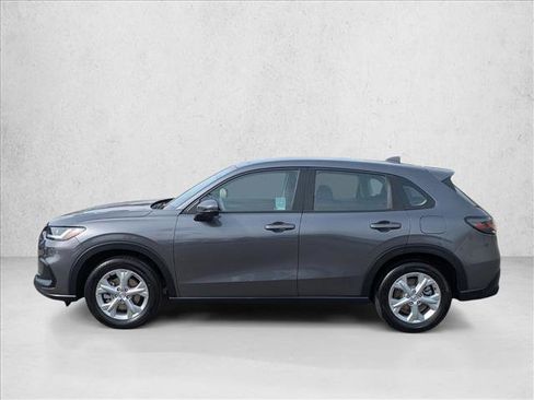 Used 2023 Honda HR-V LX image 9