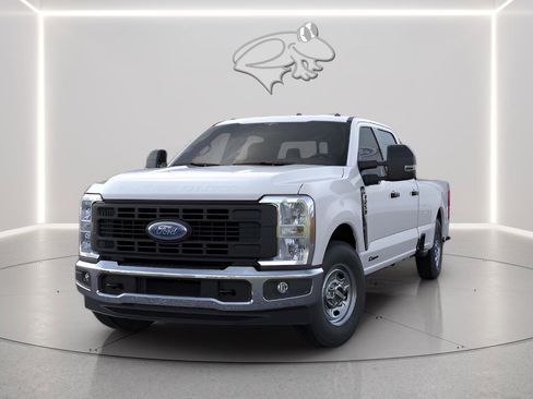 New 2025 Ford F250 XL w/ XL Chrome Package image 6