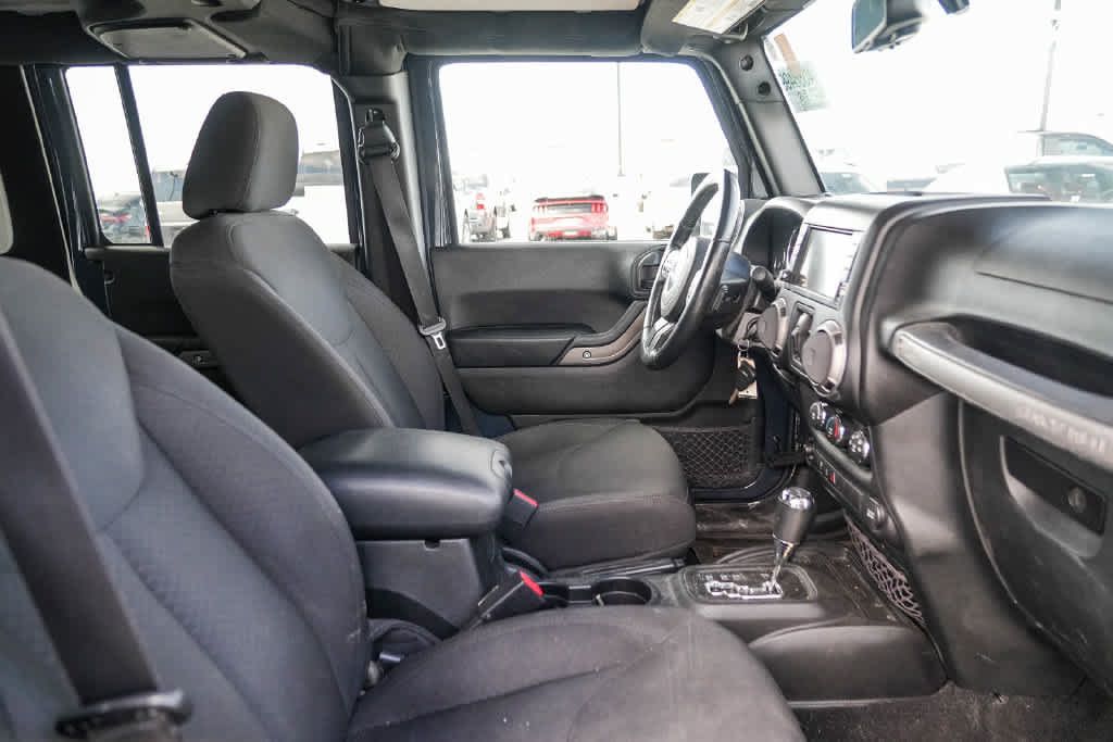 Used 2016 Jeep Wrangler Unlimited Sport AWD/4WD image 16