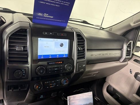 Certified 2022 Ford F250 XLT AWD/4WD image 17