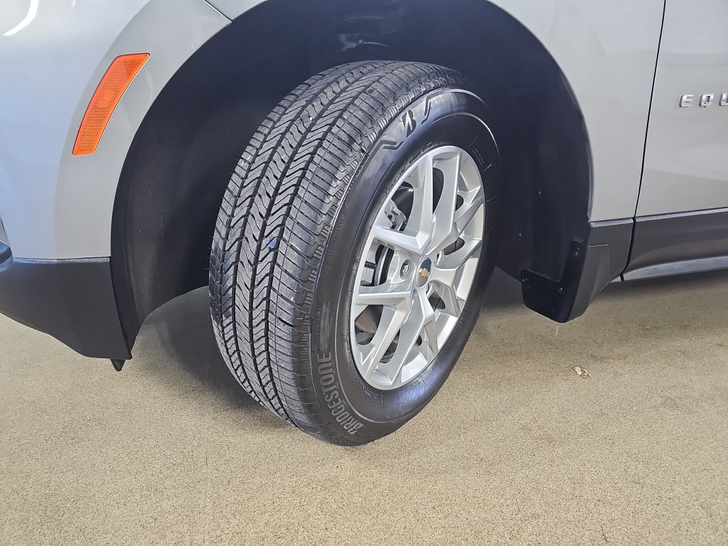 Used 2024 Chevrolet Equinox LT AWD/4WD image 38