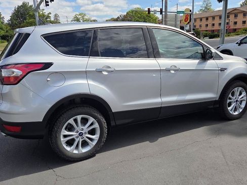 Used 2017 Ford Escape SE AWD/4WD image 7