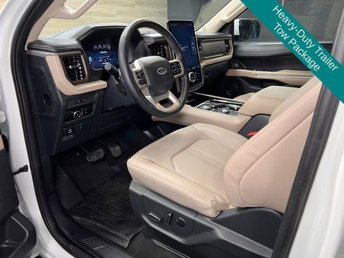 Used 2024 Ford Expedition Limited w/ Excursion Package AWD/4WD image 3