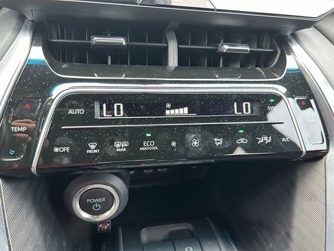 Used 2024 Toyota Venza Nightshade AWD/4WD image 26