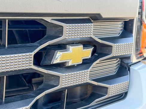 Used 2025 Chevrolet Silverado 1500 Custom RWD image 13