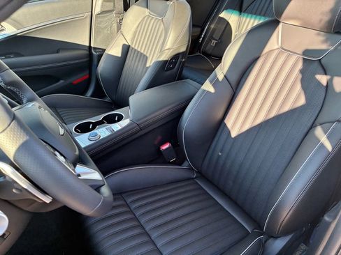 New 2026 Genesis G70 2.5T Prestige image 17