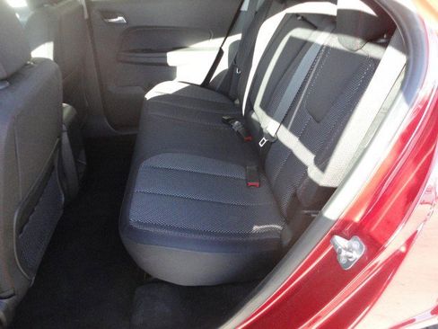 Used 2014 Chevrolet Equinox LT w/ Driver Convenience Package image 10