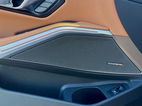 Used 2026 BMW 330i Sedan w/ M Sport Package image 24