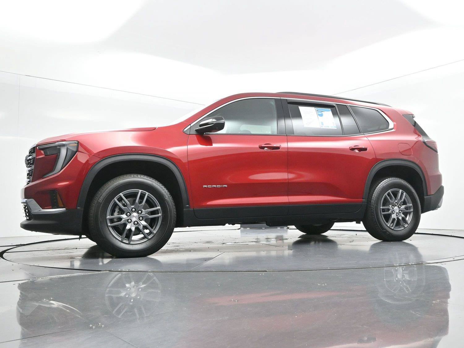 Used 2025 GMC Acadia Elevation FWD image 50