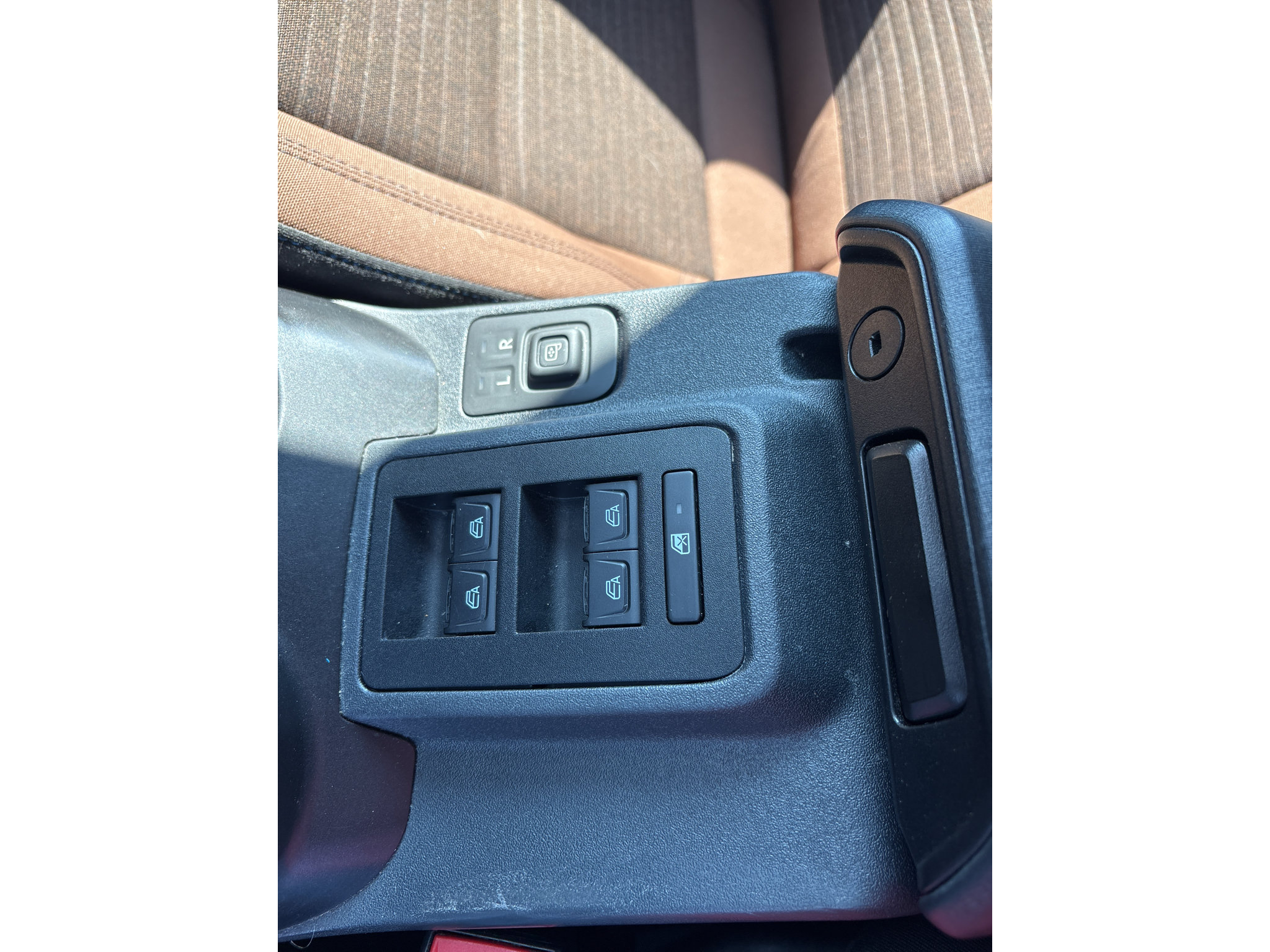 Certified 2022 Ford Bronco Outer Banks AWD/4WD image 22