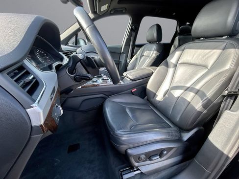 Used 2018 Audi Q7 2.0T Premium w/ Cold Weather Package AWD/4WD image 27